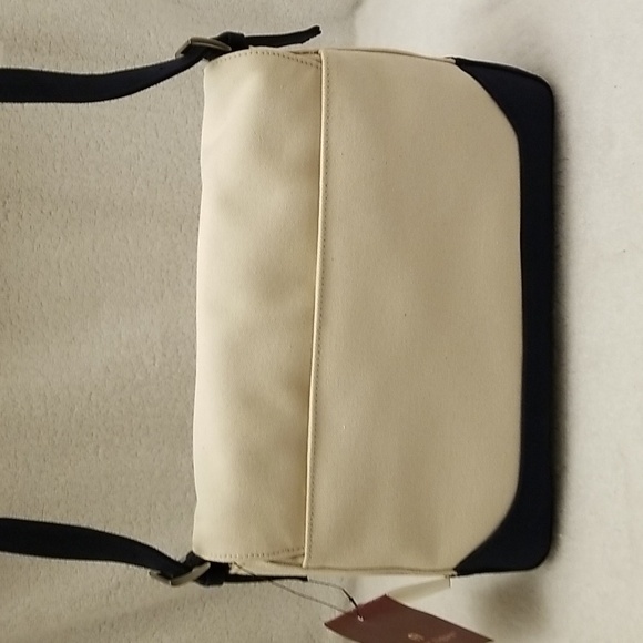 Etienne Aigner Y2K Shoulder Bag - Picture 8 of 8